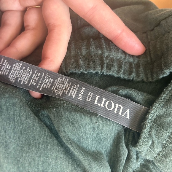 Vuori Women’s Performance Jogger - Picture 5 of 7